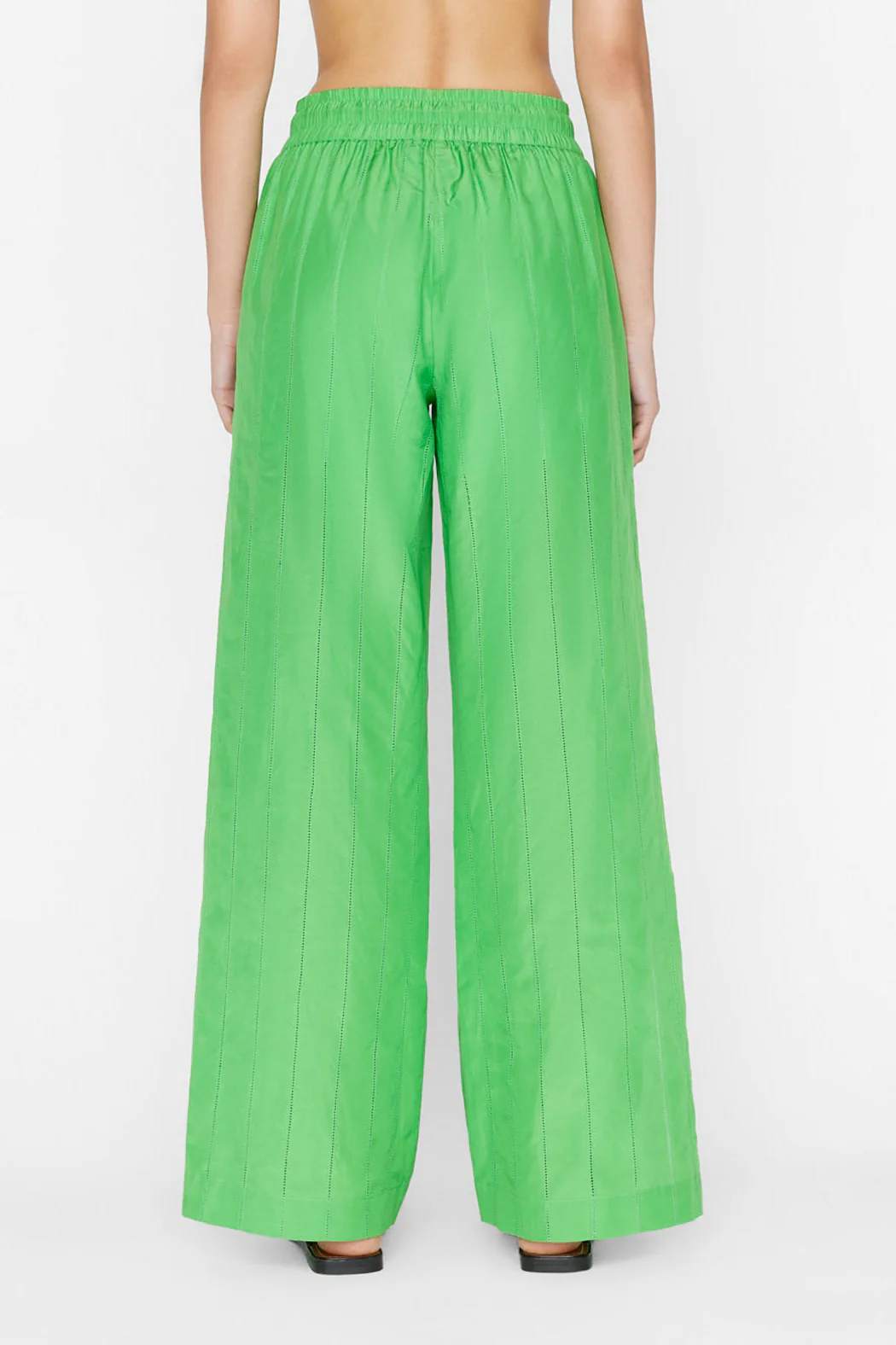 Frame - Drawstring Lounge Pant in Bright Peridot - Image 5