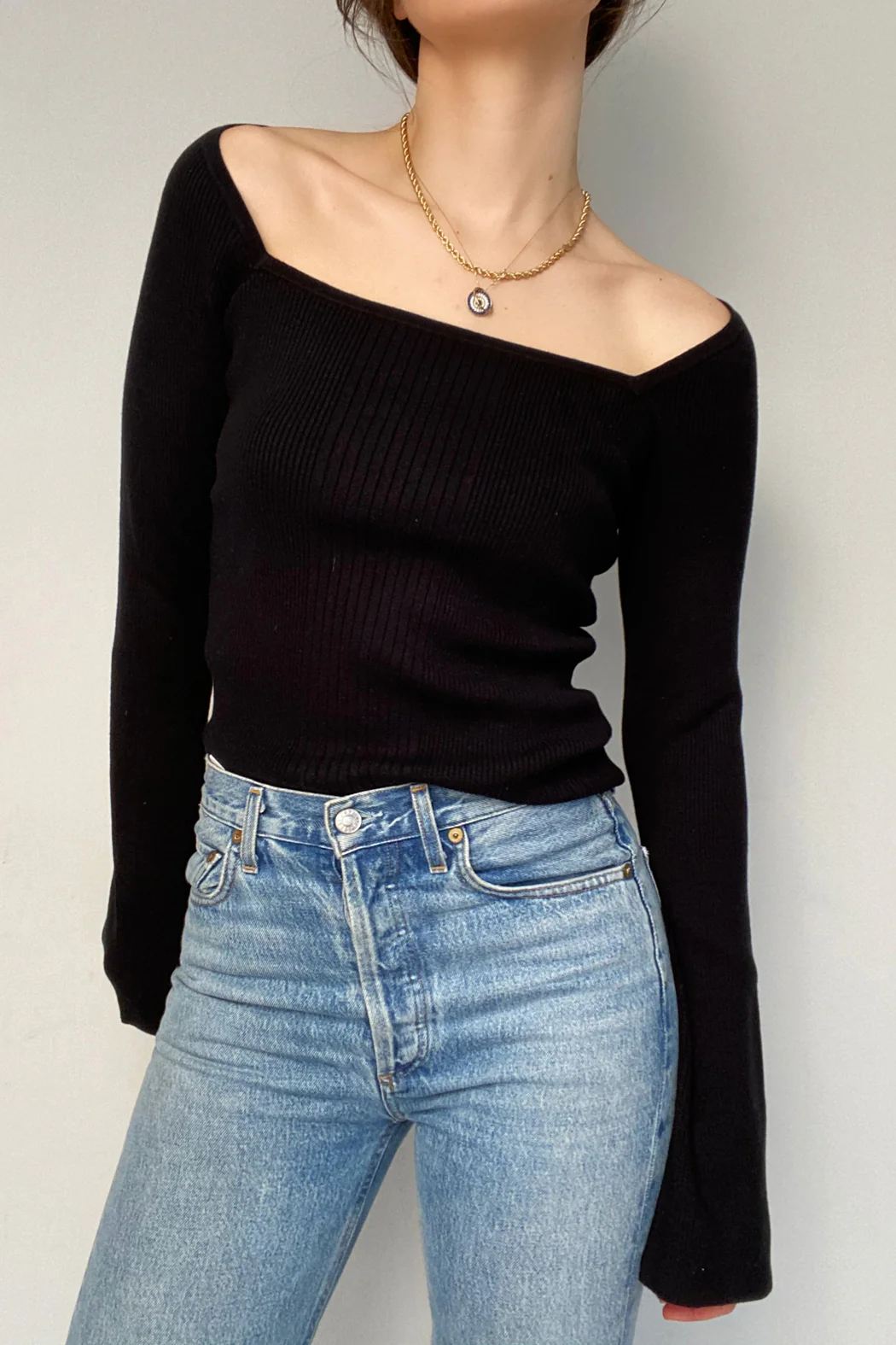 Frame - Luxe Bell Sleeve Sweater - Image 4