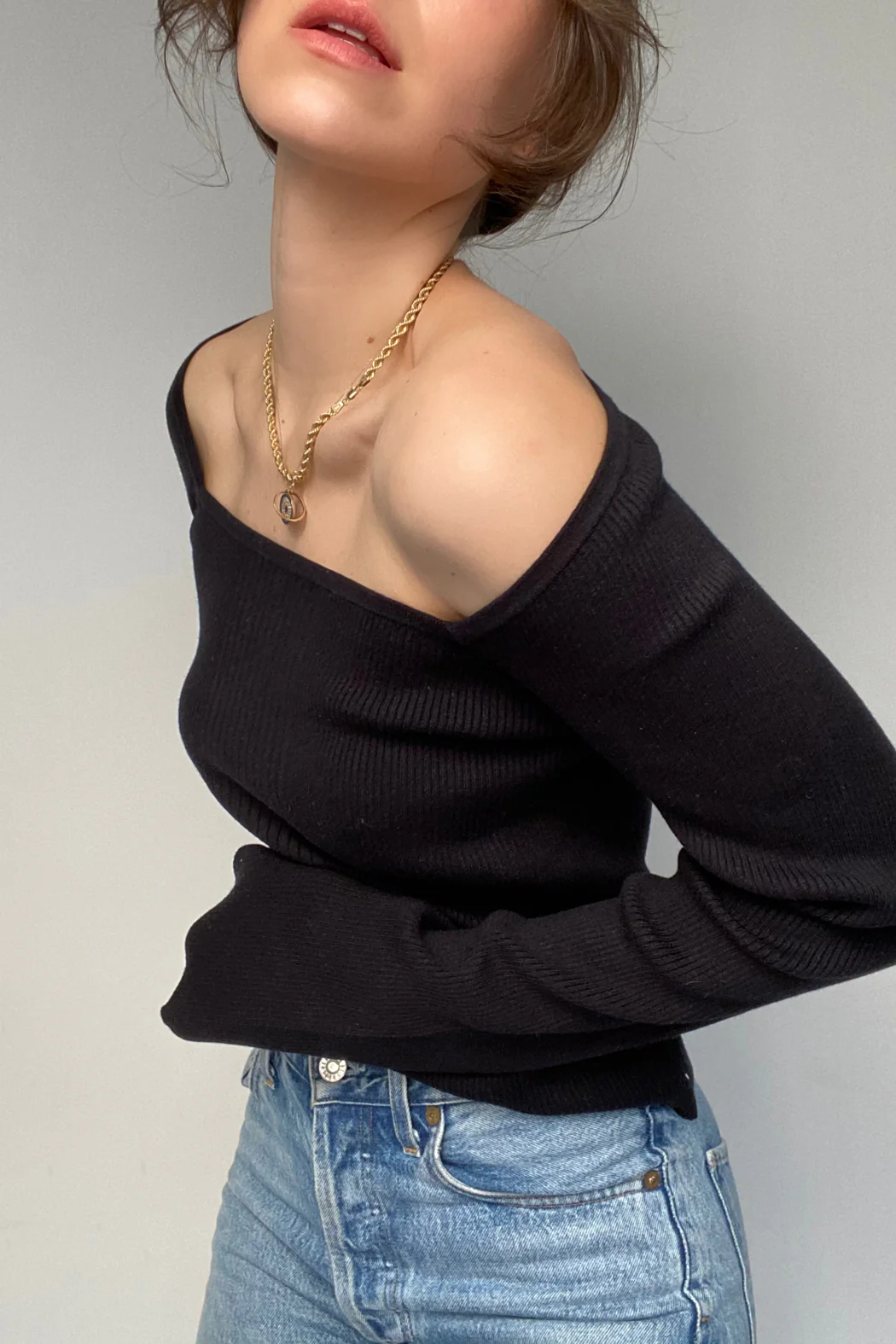 Frame - Luxe Bell Sleeve Sweater - Image 6