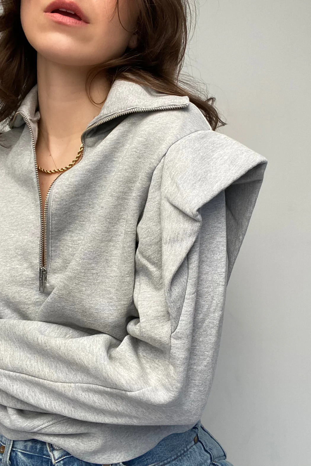 FRAME - Sporty Zip Sweatshirt Gris Heather - Image 7
