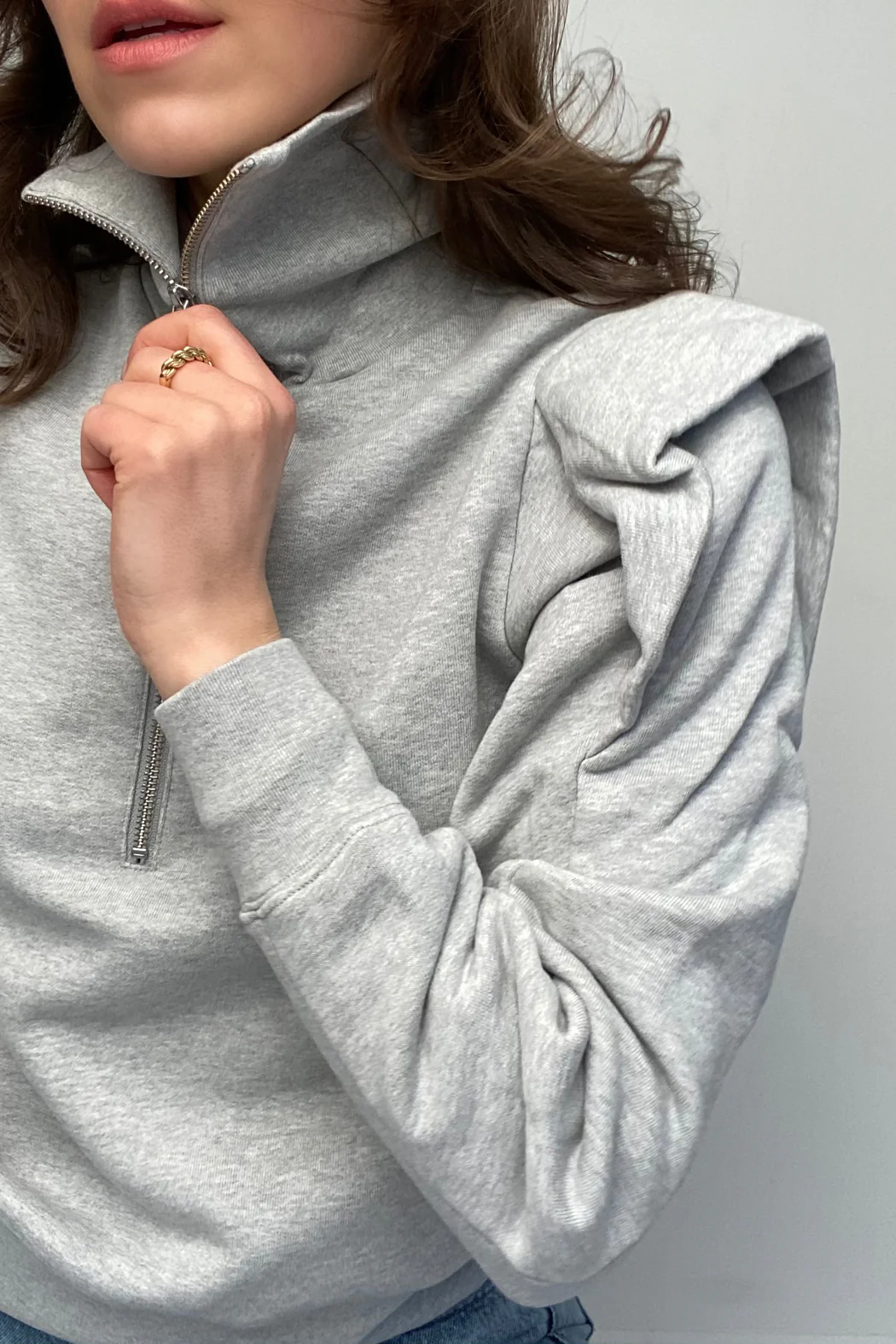 FRAME - Sporty Zip Sweatshirt Gris Heather - Image 8
